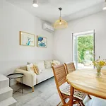 House Gajarda