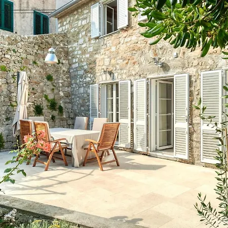 Willa House Gajarda